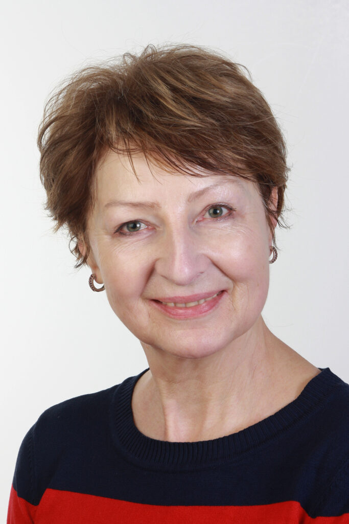Ursula Salbert / Yogalehrerin - Autorin - Yoga für Kinder- Senioren- Jugendliche- Schwangerschaft und Rückbidlung