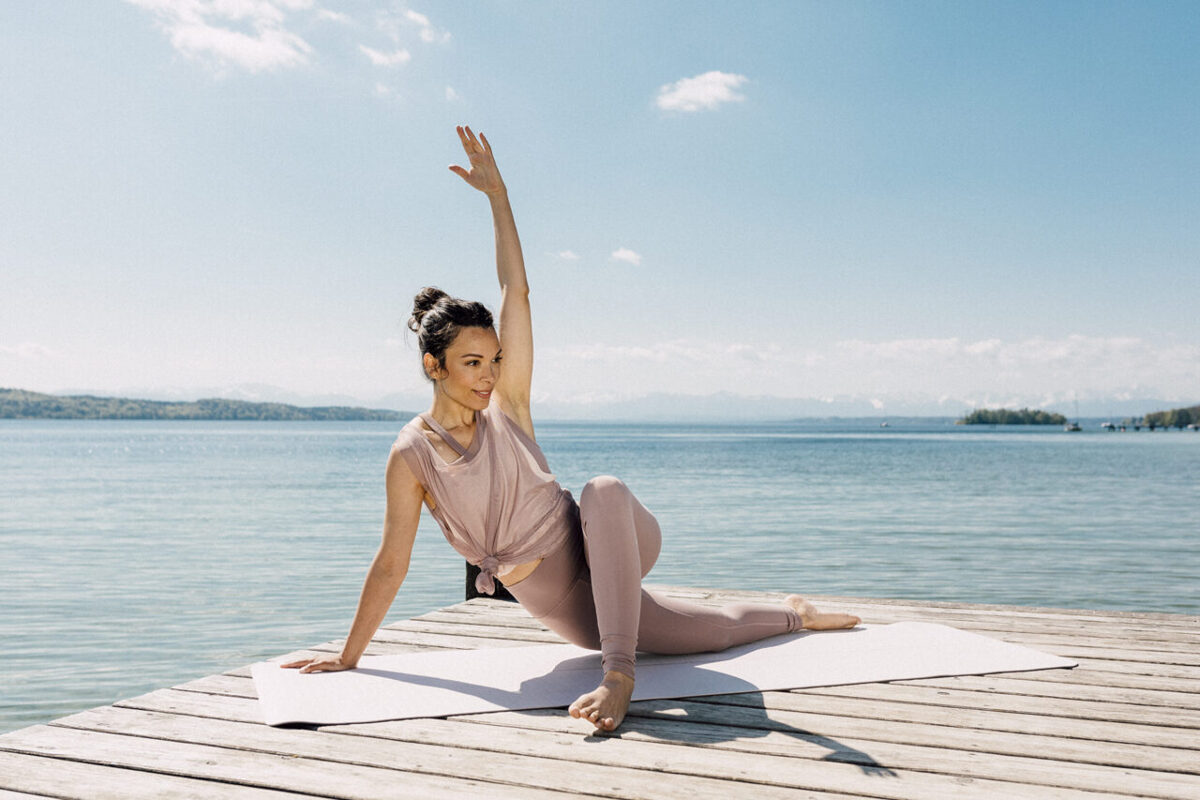Amiena Zylla / Yoga und Pilates / Dynamisches Faszienyoga Ausbildung / Schweiz
